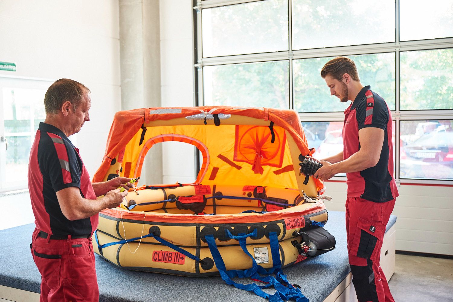 Life Raft (Rettungsinsel)