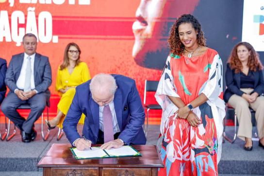 Präsident Lula da Silva und Ministerin Anielle Franco