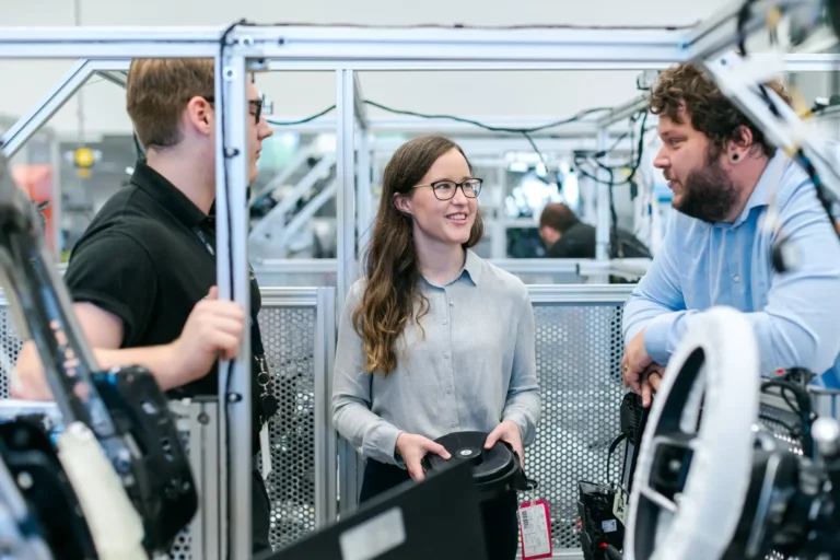 Mehrjährige Unterstützung Simulation & Offline-Programmierung