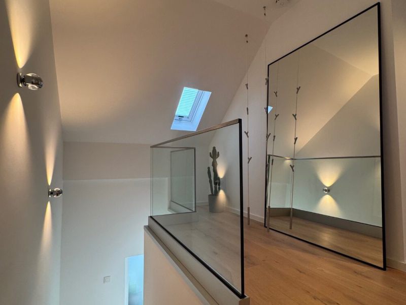 Ganzglasgeländer als Treppengeländer