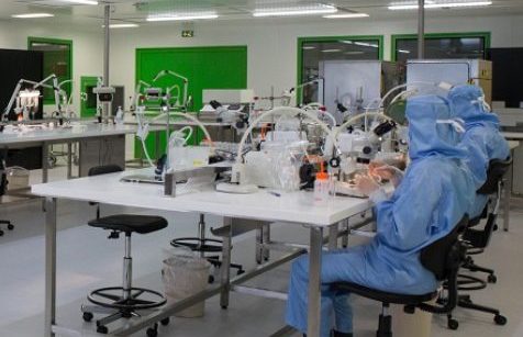 Reinraum im Werk Besançon
