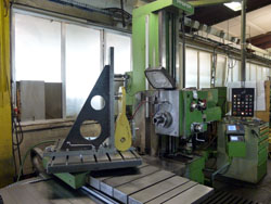 Bohrwerksbearbeitung PFEIFER F100