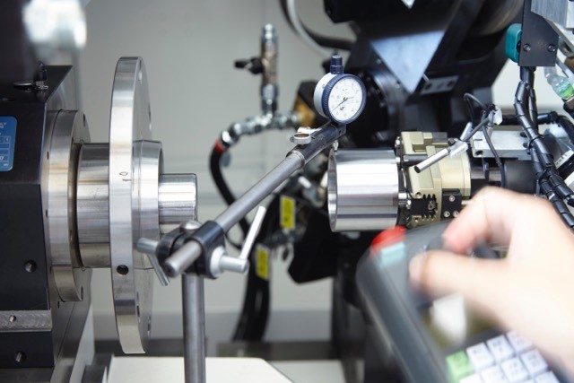 NOVA WH FLEX grinding machine for constant-velocity joint cages