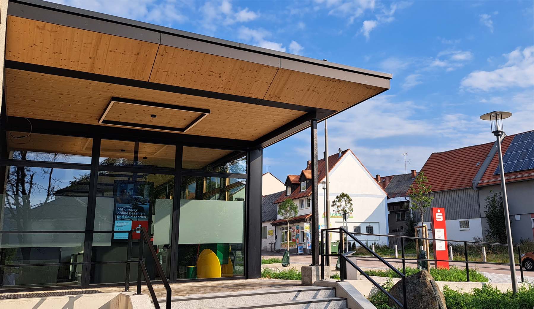 Sparkasse OVI – Bürogebäude