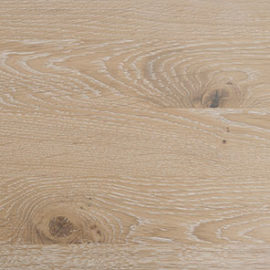 Wild oak, white oiled
