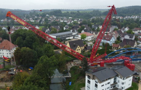 EÜ Lauchert – Widerlager und Stahlbogenbrücke