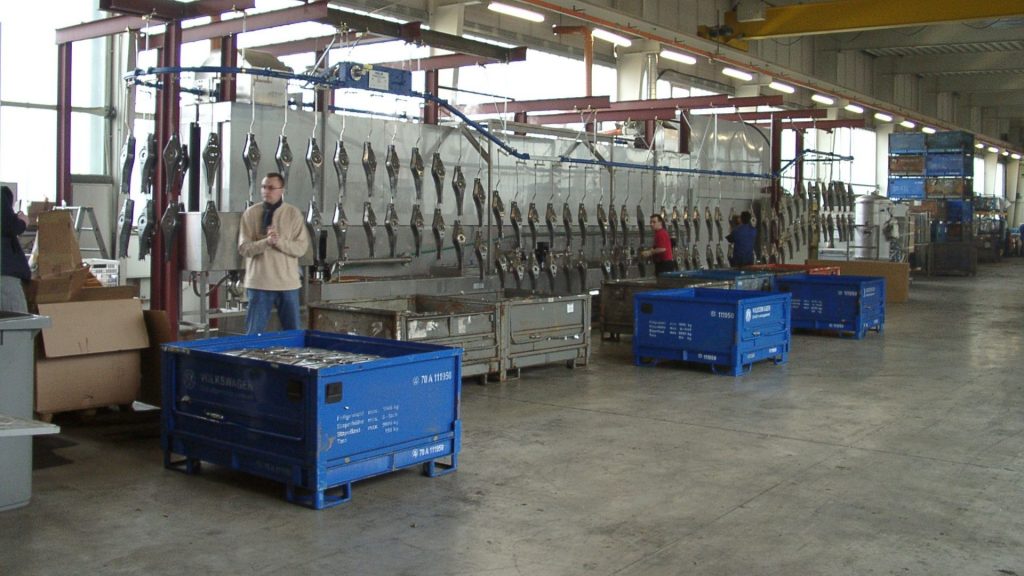 Ultraschall-Durchlauf-Reinigungsanlage (UDR)