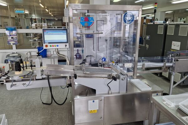 Etikettiermaschine für Ampullen/Vials/Kartuschen