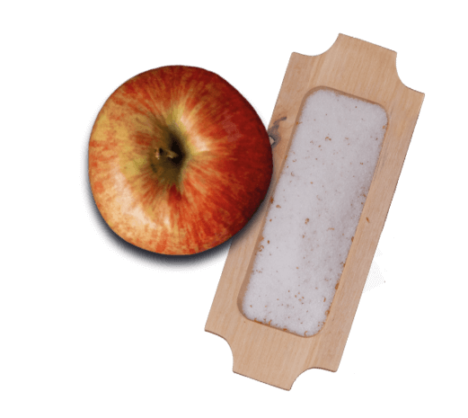 Süßer Flammkuchen mit Apfel, Sultaninen und Zimt