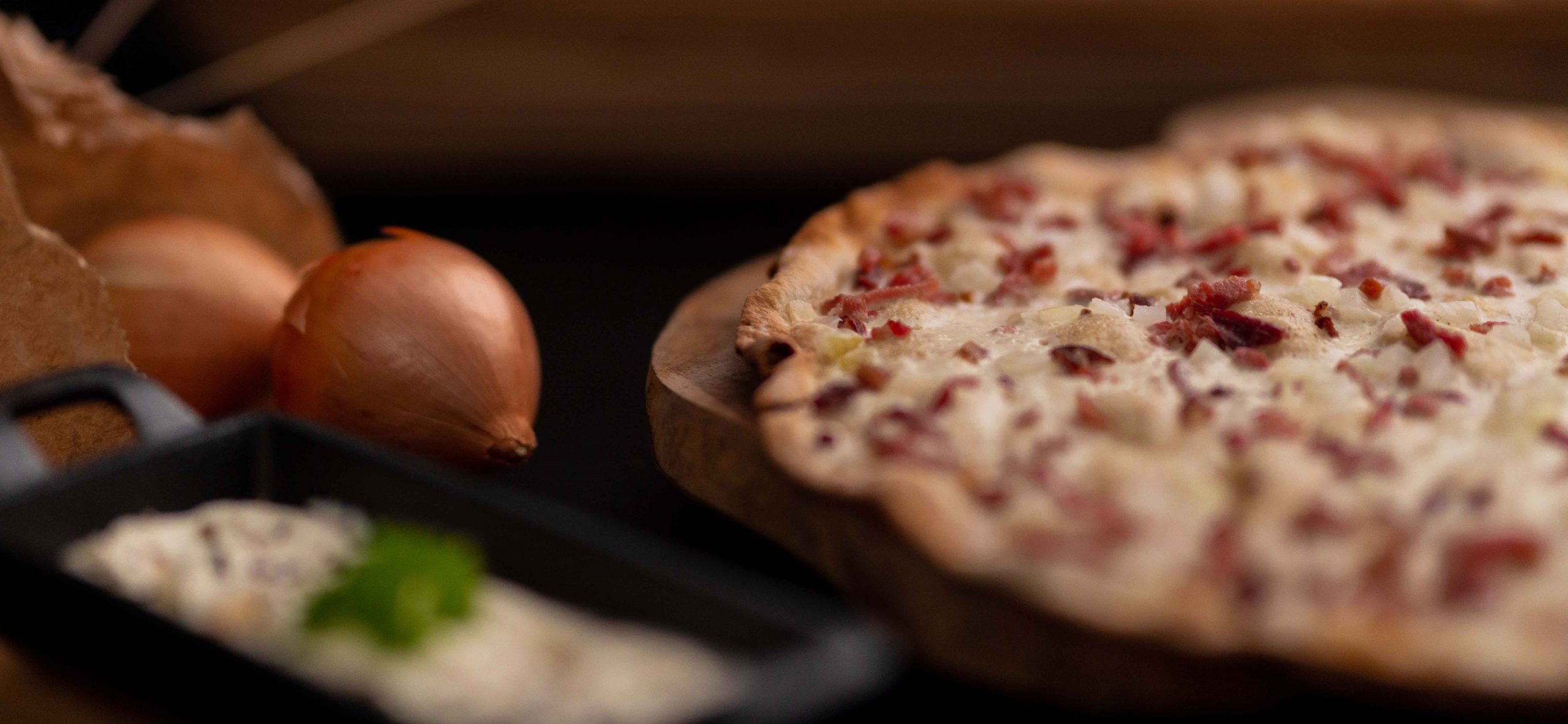 Flammkuchen nach Elsässer Art