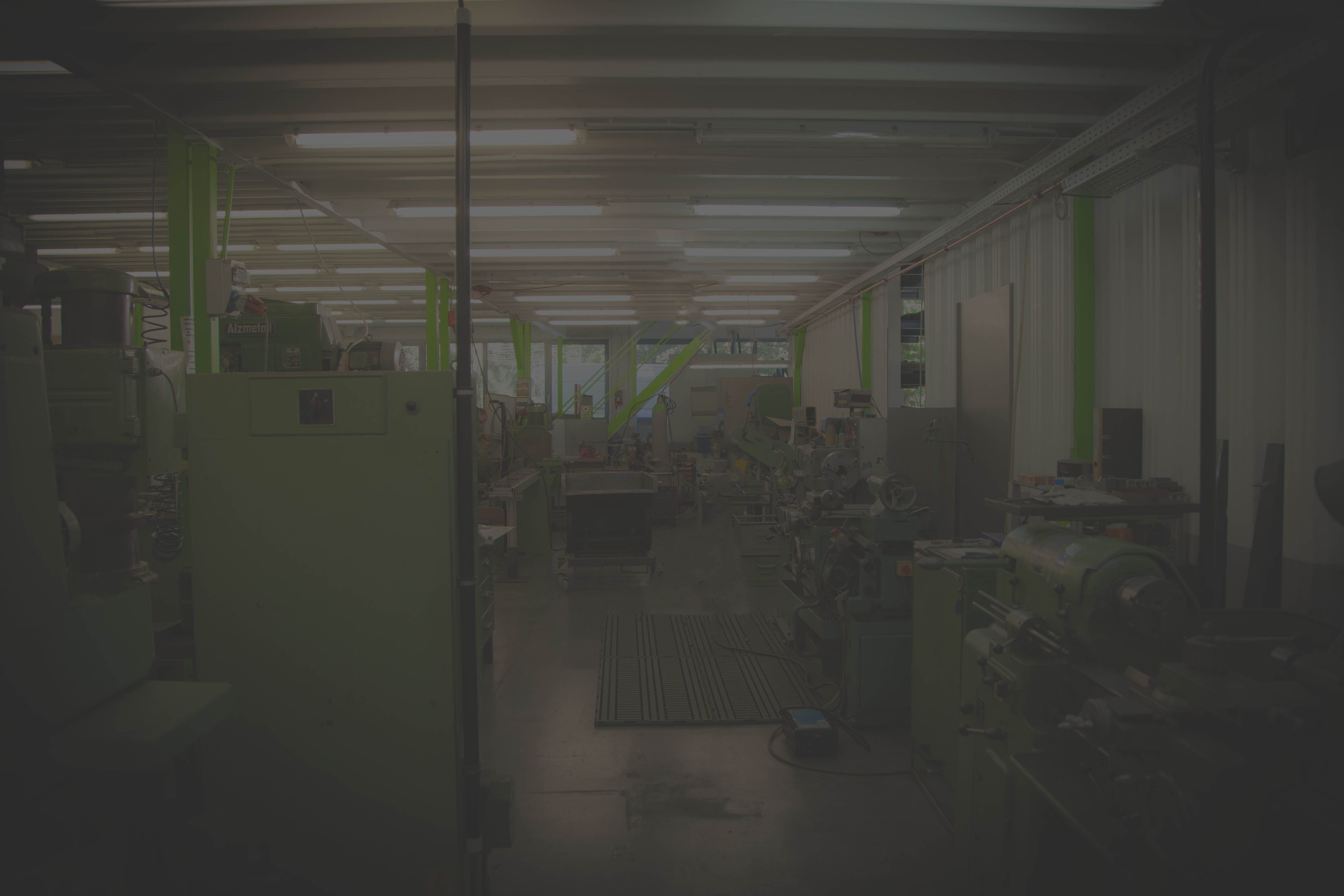 Shopzone: UV-Lackieranlagen, Sickenmaschinen und Ölschleudern