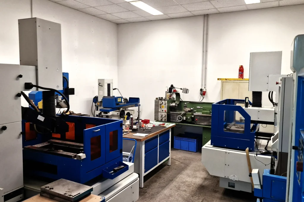 Werkzeugbau für Extrusionswerkzeuge
