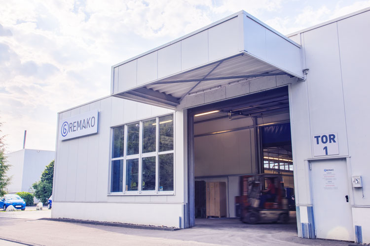 Werksgebäude mit Versand