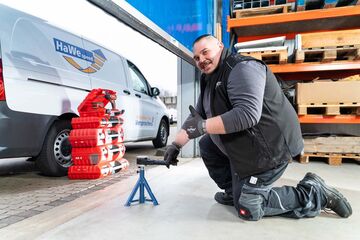 Tormontage durch Experten