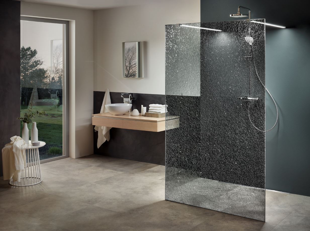 Crashglas Duschwand edelgrau mit LED-Strebe