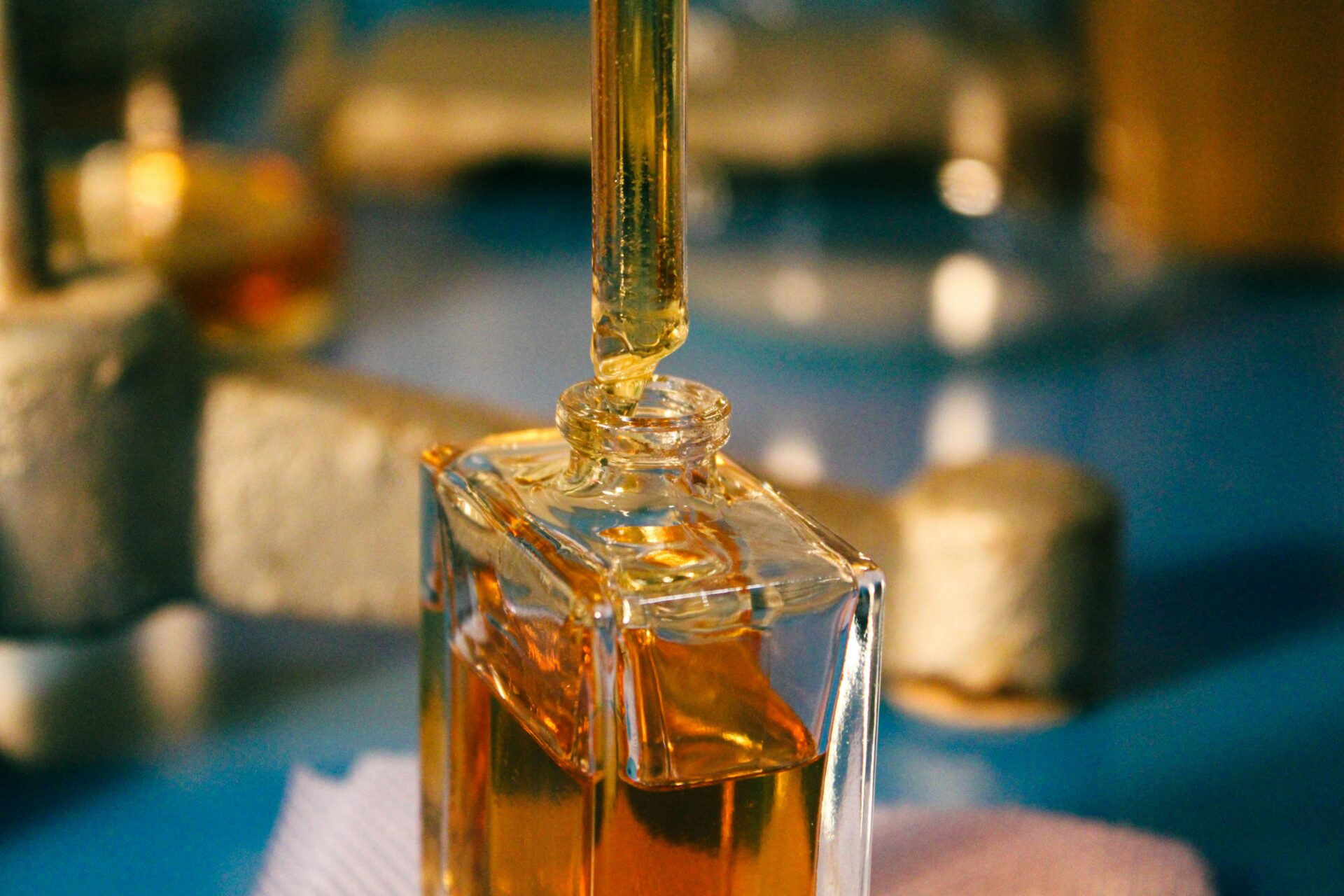 Eigenes Parfum aus natürlichen ätherischen Ölen