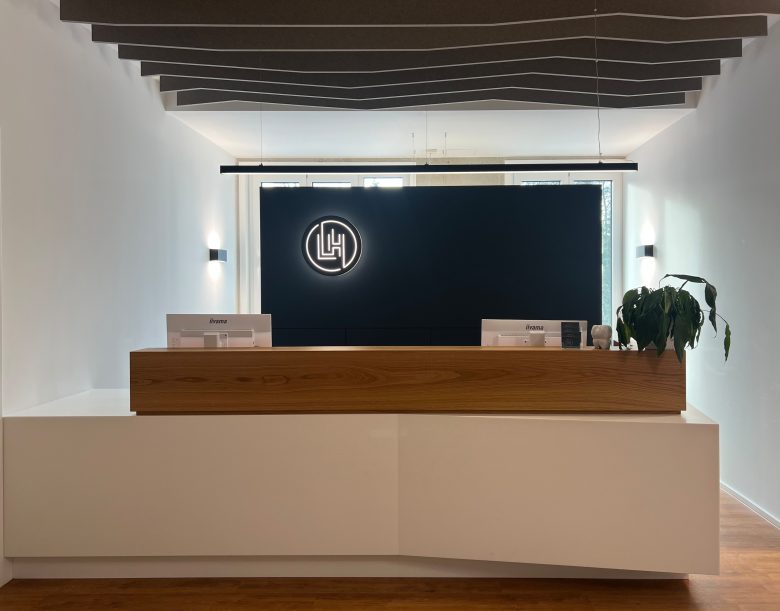 Zahnarztpraxis mit Dentallabor, Behandlungsbereich