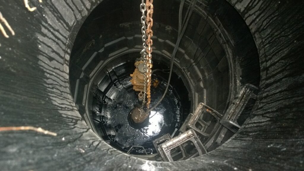 Abwasserpumpenschacht
