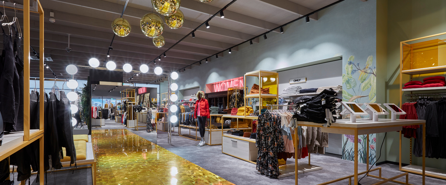 Leys Loft Verkaufsraum Frechen mit Catwalk