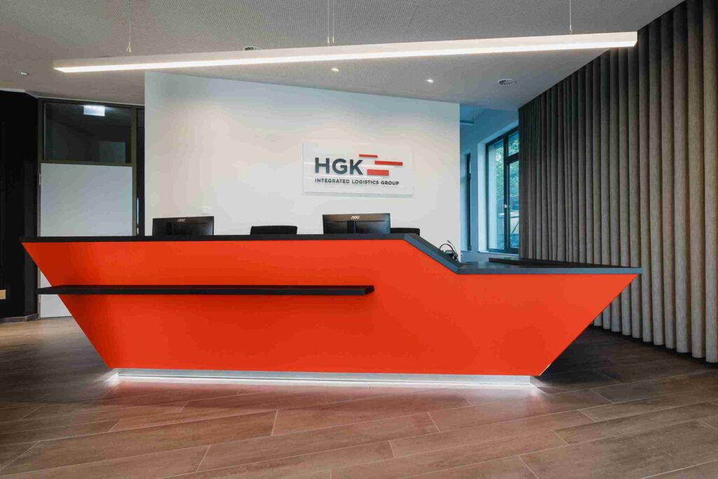 Referenz HGK, Kommunikationszone