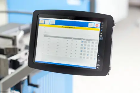 Multitouch-Display der PC400-Steuerung