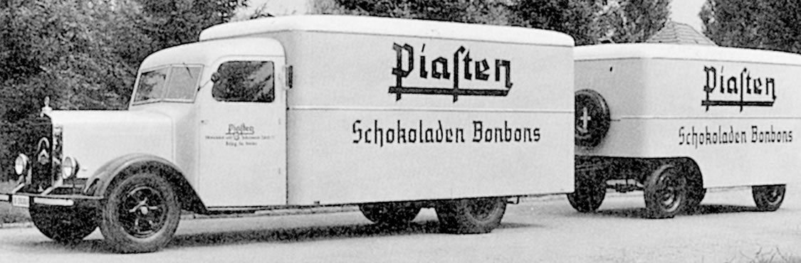 Historic Piasten Delivery Vans