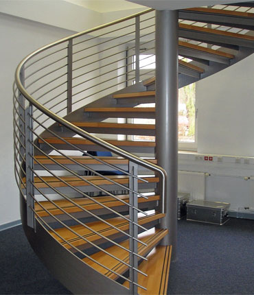 Wendeltreppe (Geschospindeltreppe)