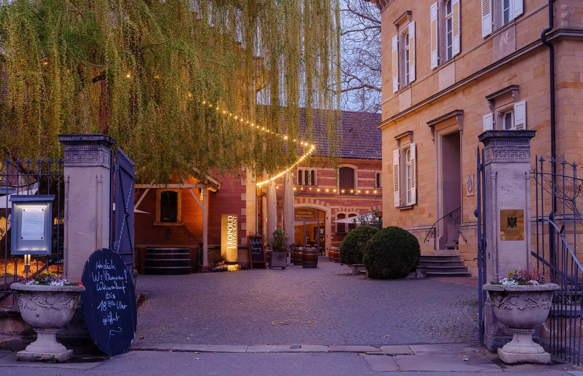 Innenhof der Gutsvilla