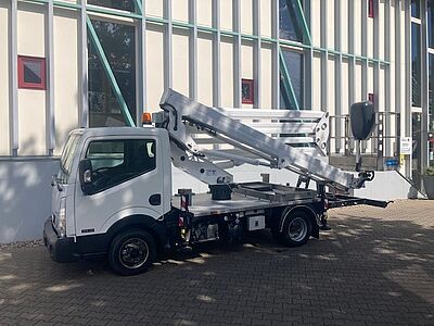 Gelenk-Teleskop-LKW-Arbeitsbühne in Transportstellung