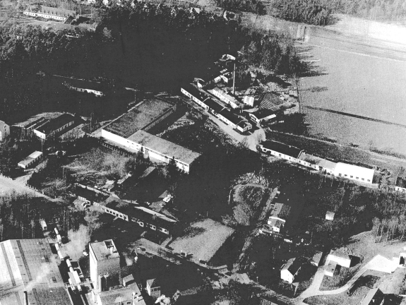 Luftaufnahme des Industriestandorts nach der Übernahme 1967
