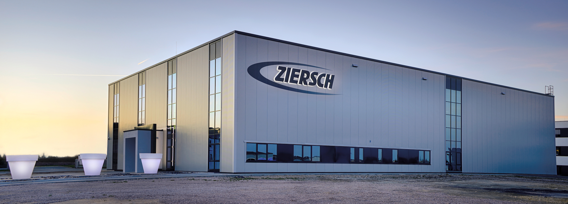 ZIERSCH Hochpräzisionsschleifmaschinen