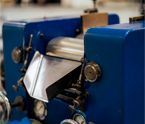 Three-roll mill in the laboratory