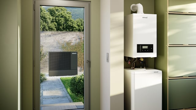 Gas condensing wall boiler