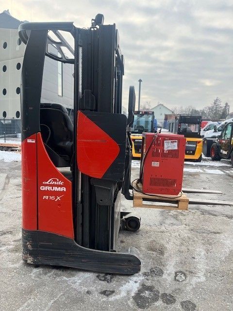 Linde R16X-03 Schubmaststapler
