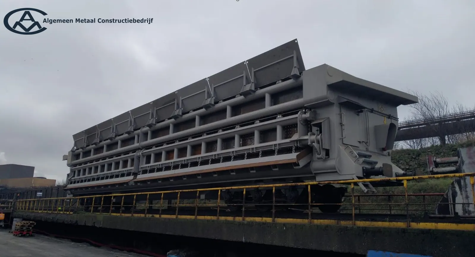 Industrieller Löschwagen in Fertigung