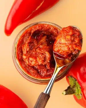 Bio Ajvar mild, Blick ins Glas