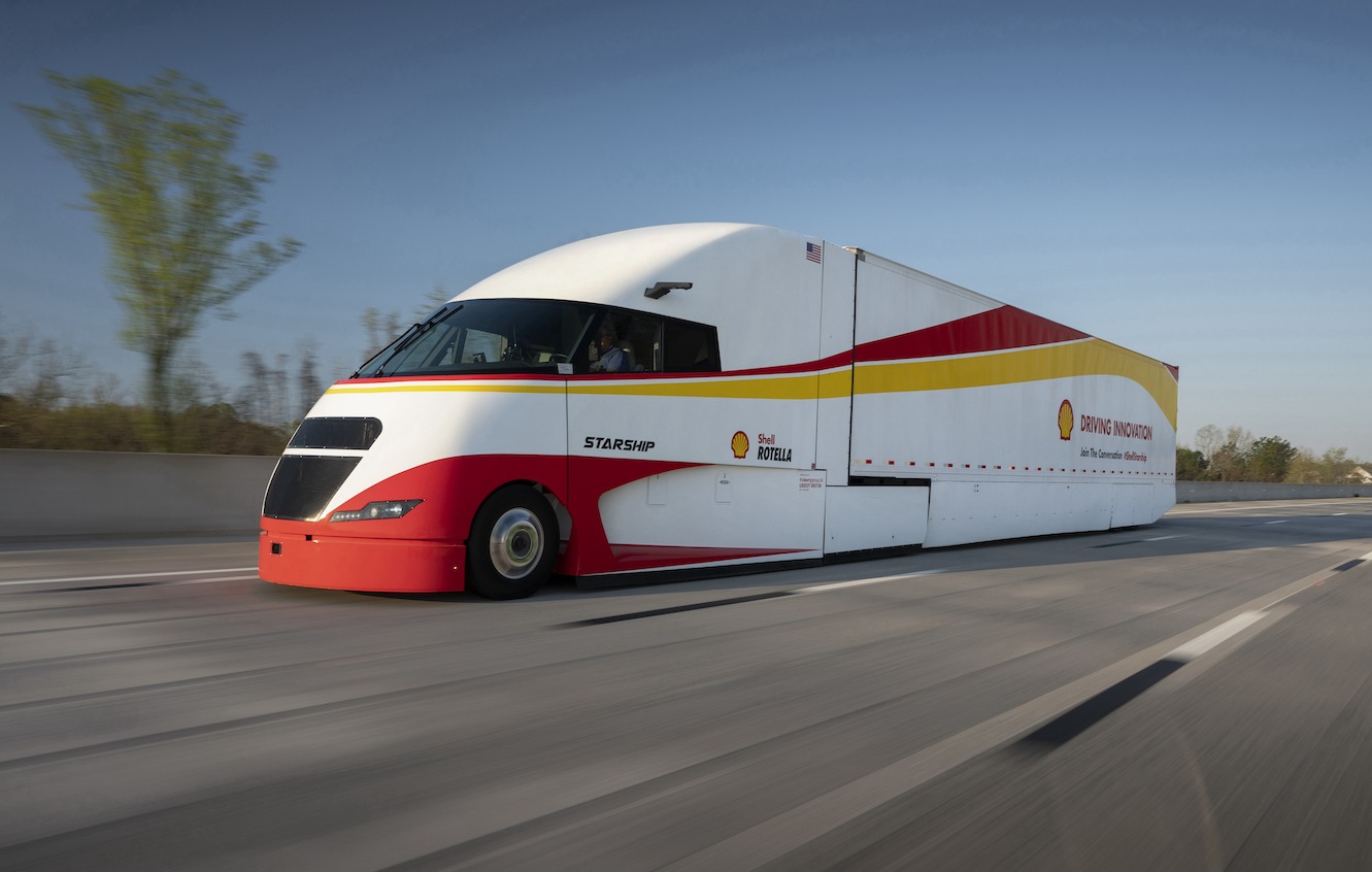 AIC Bordcomputer im Shell Starship Truck