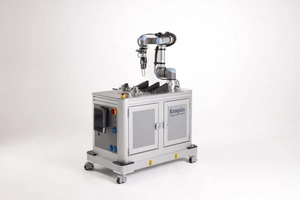 Automatisierte Qualitätskontrolle mit dem Kroeplin-Mess-Roboter