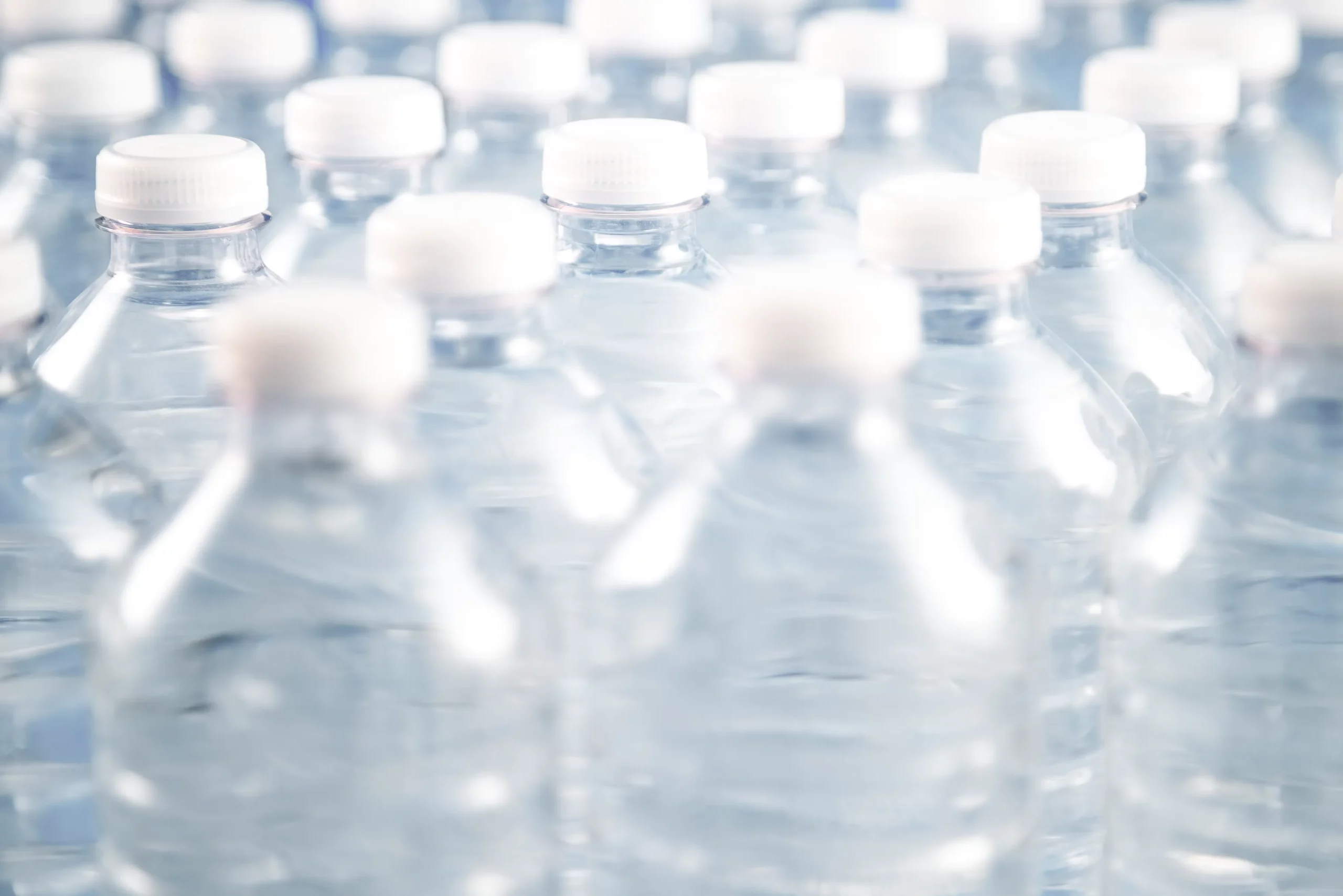 Abfüllung von Plastikflaschen