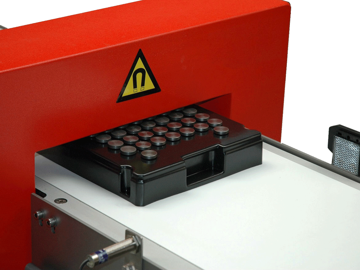 Hochfrequenz-Tunnelentmagnetisierer mit Produkten