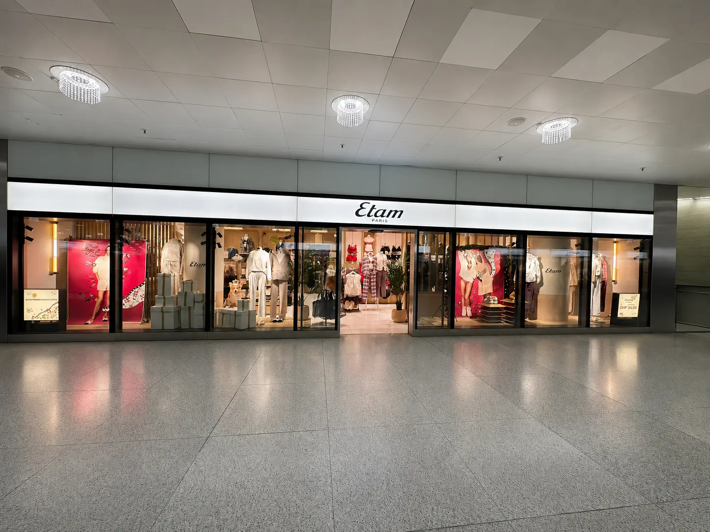 ETAM Paris Zürich HB, Verkaufsraumbeleuchtung