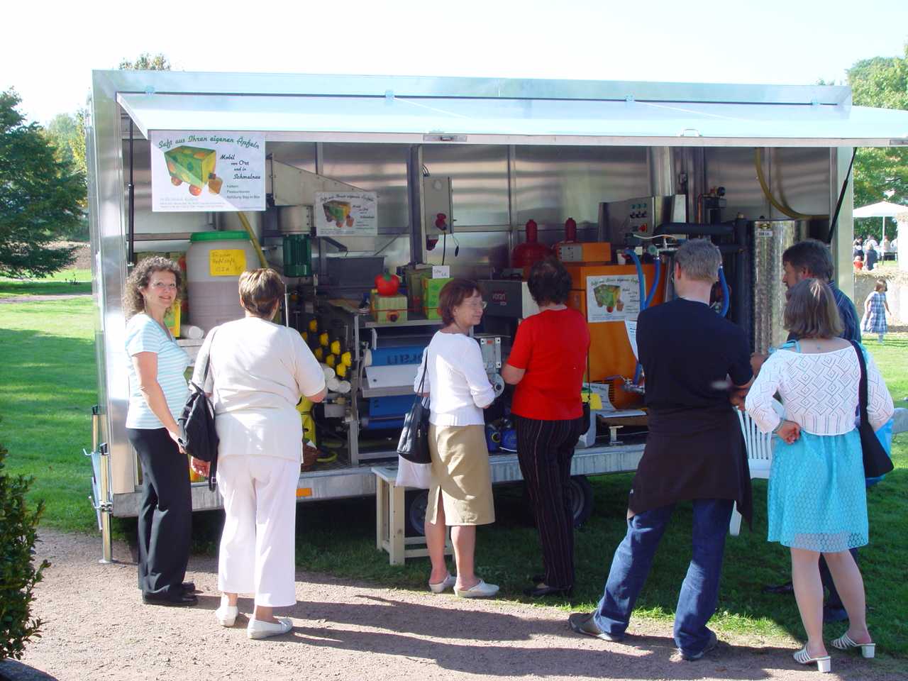 Mobile Kelterei – Rhöner Saftmobil