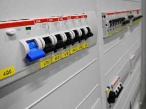 Vertrieb und Service Steuerungstechnik