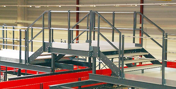 Maintenance platform & step-over