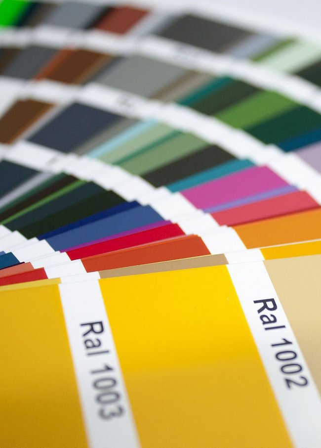 Farbpalette (RAL, IGP, NCS) für Individualisierung