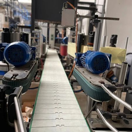 Palettierlinie im Einsatz