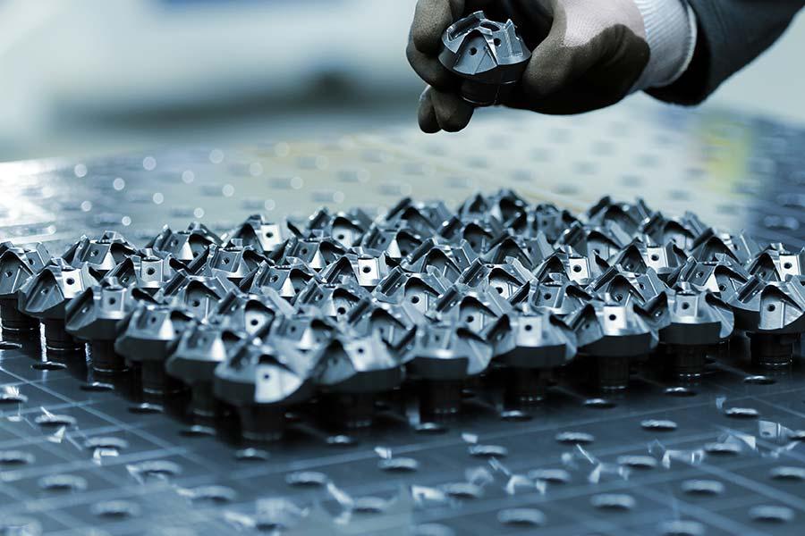 Anfaswerkzeuge für CNC-Maschinen