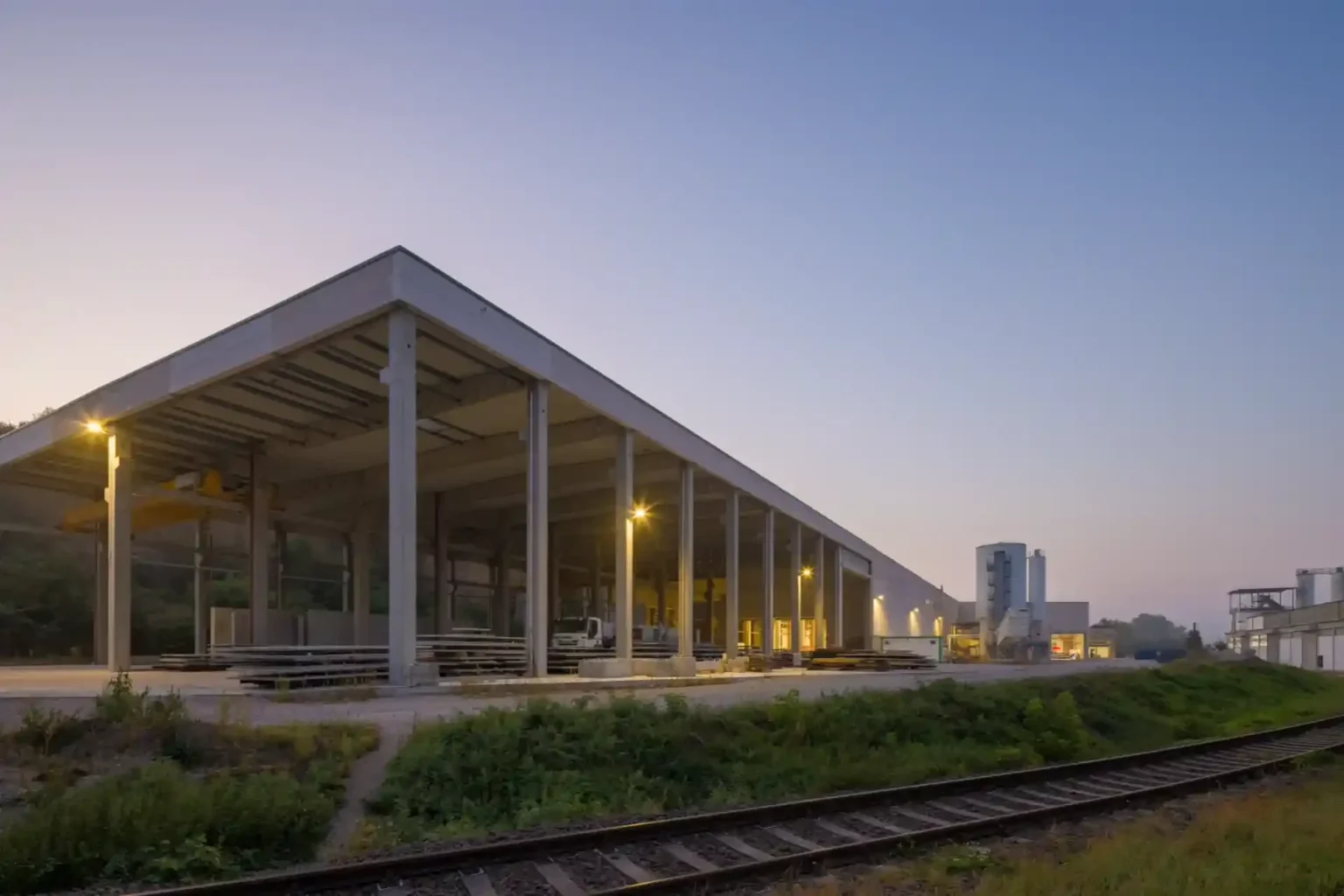 Produktionshalle, Seitenansicht