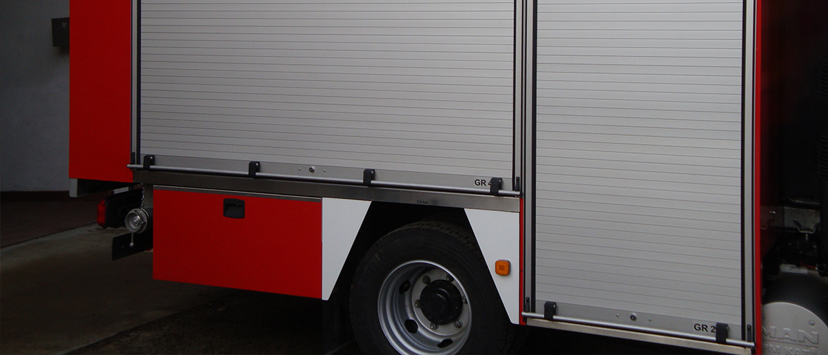 Side and rear roller doors
