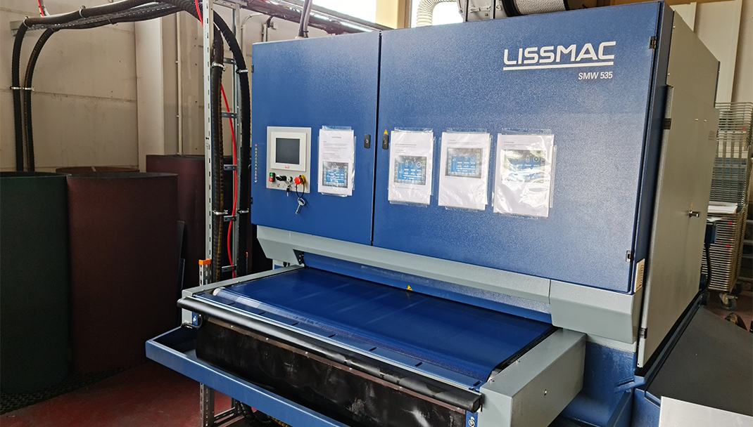Lissmac SMW535: Schleifen und Satinieren von Aluminiumblechen bis 1250 mm Breite
